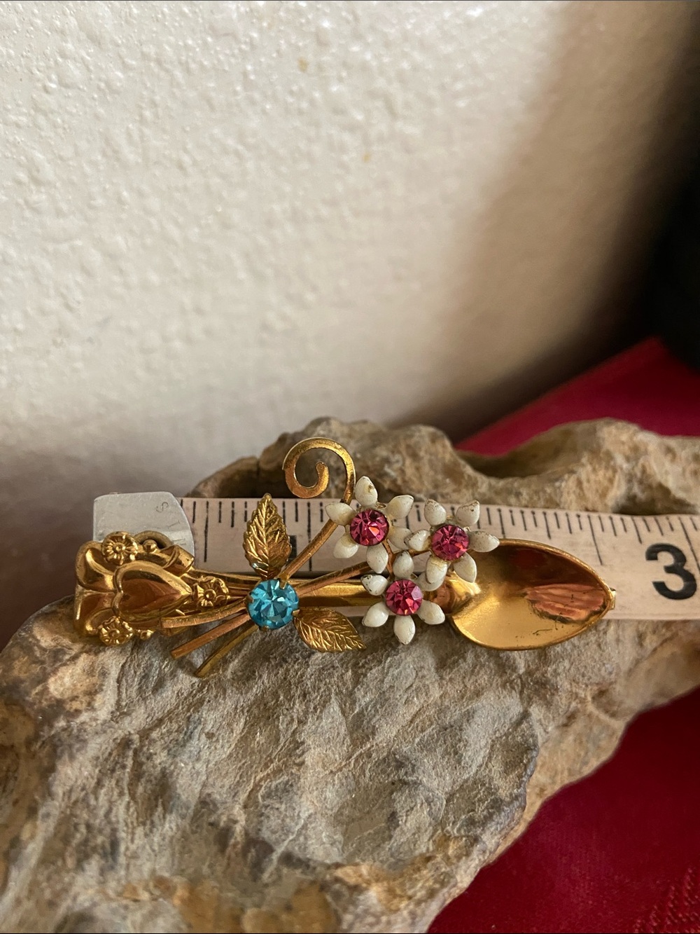 Vintage 50s Coro Spoon Enamel & Rhinestoned Flowers Broach - Picture 3 of 5